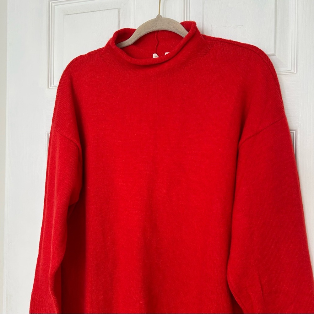 Moth Saskia Oversized Sweater - Picture 5 of 16
